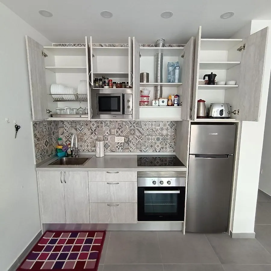 Mareverde Apartment Pool View Адехе